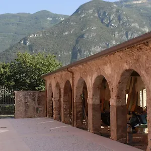 Al Palazzo Farm stay Rivalta di Brentino